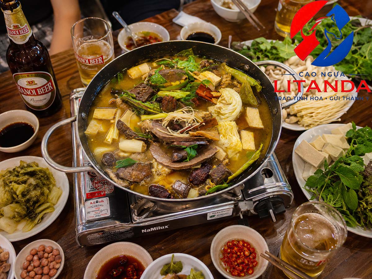 Hình ảnh nồi lẩu thắng cố mang hương vị thành phố
