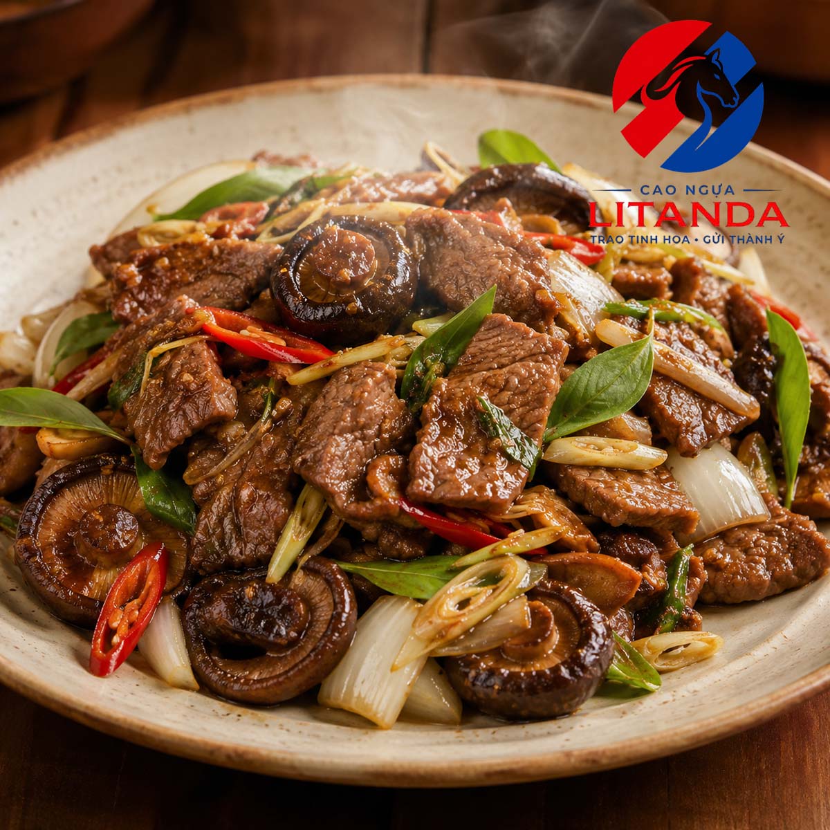 Thăn ngựa xào lăn với nấm hương rừng thơm lừng căn bếp